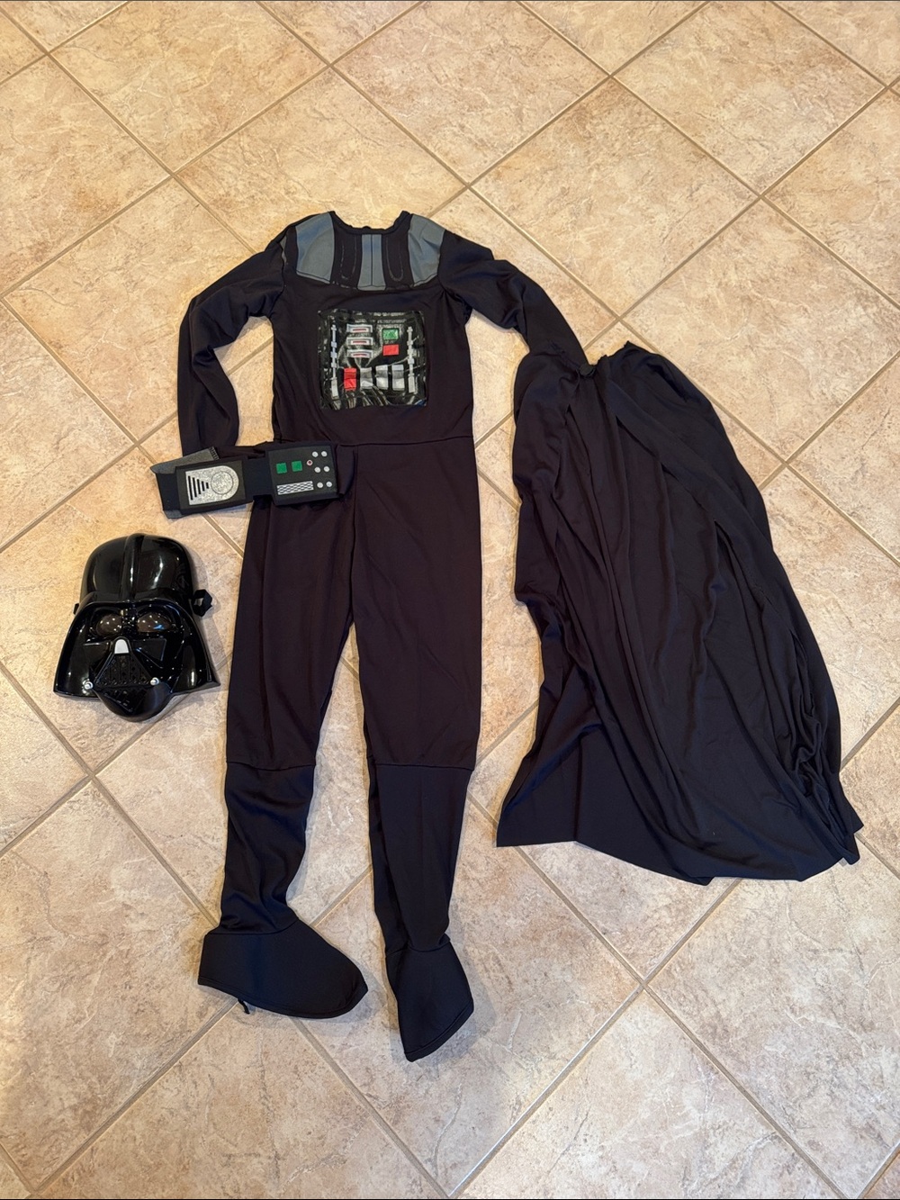 Star Wars Black Darth Vader Kids Costume with Mask, Cape & Belt